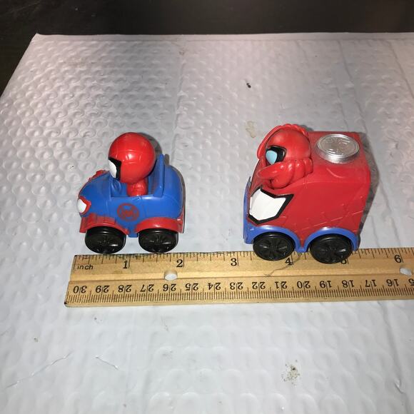 Spidey and His Amazing Friends 2 Mini Vehicles Cars 2in Marvel Lot - Picture 10 of 11